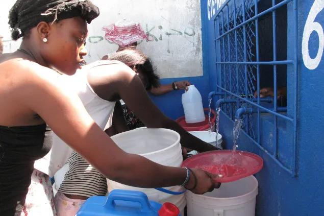 Oxfam Jerry Bucket hygiene design
